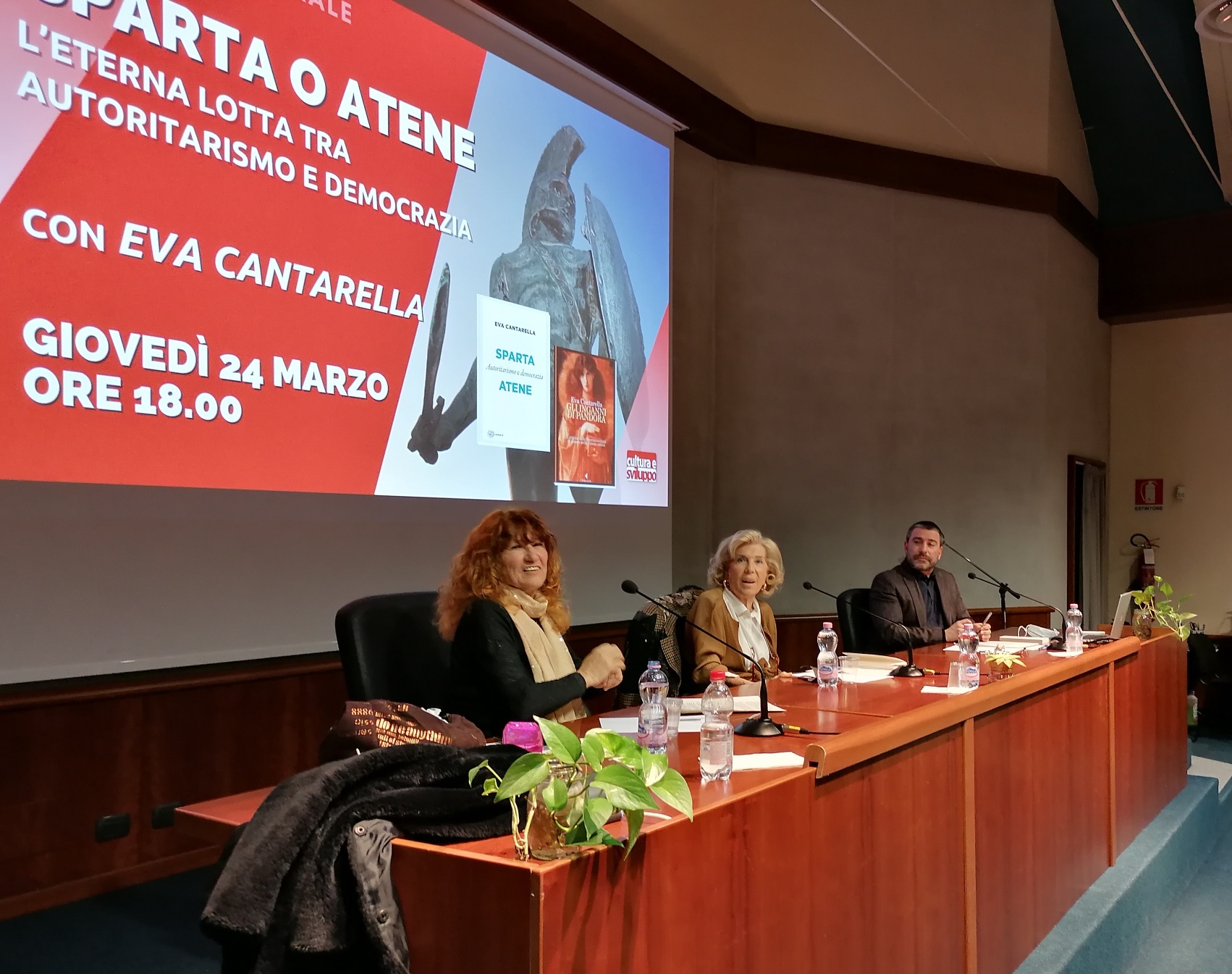 Sparta e Atene: più simili di quanto pensiamo. Tra le differenze la condizione femminile