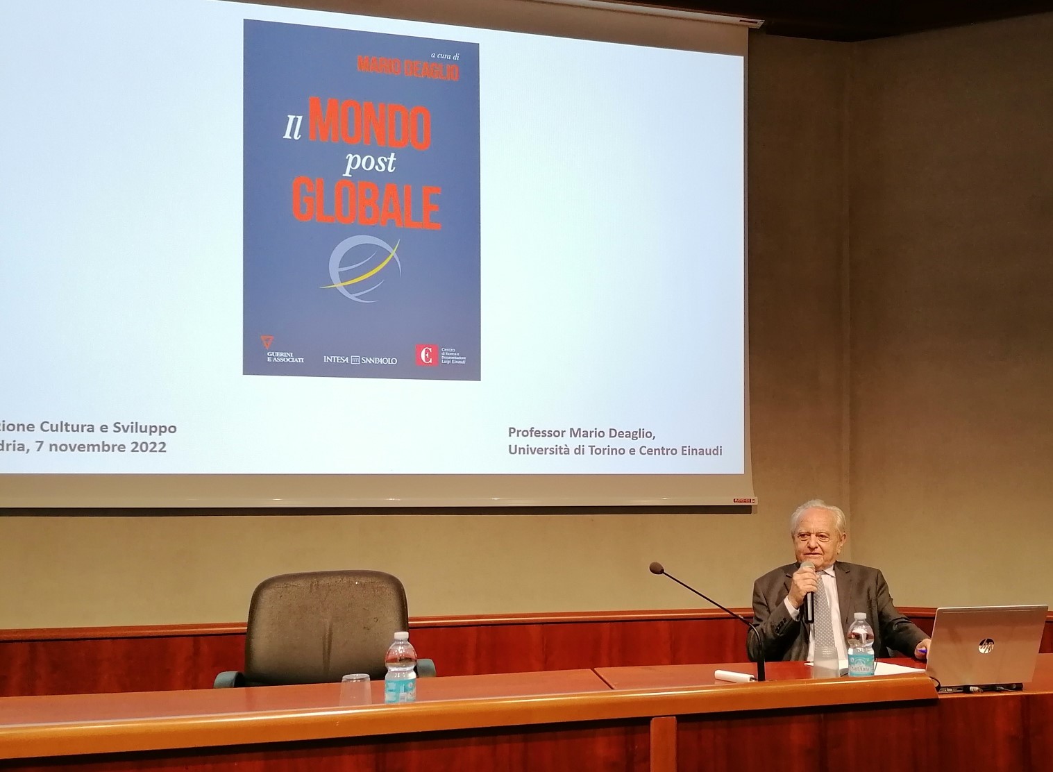 deaglio conferenza