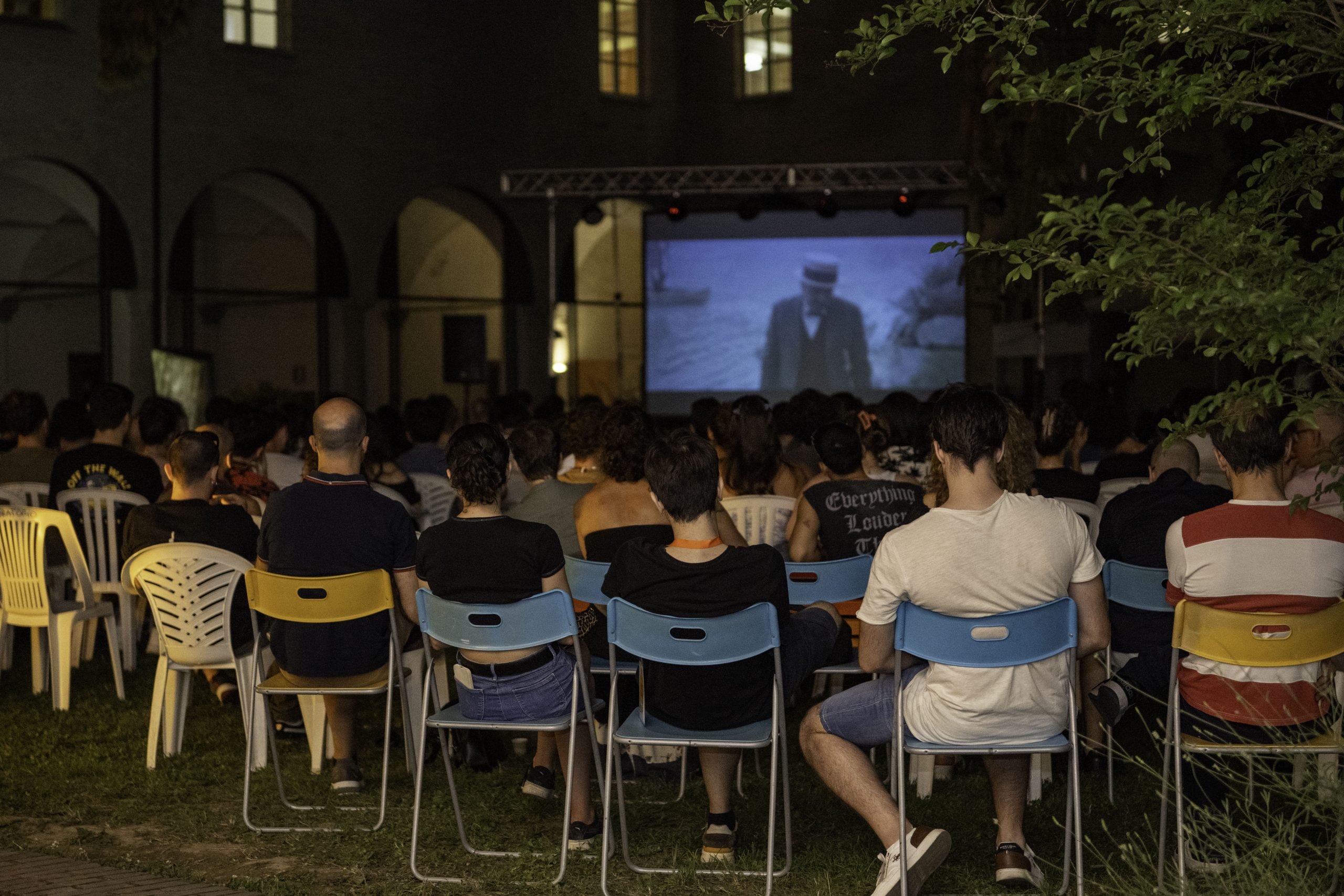 Visioni Stellate – Il cinema all’aperto di Radici Urbane per tutta la provincia